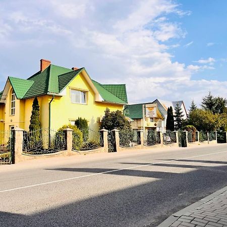 Golden Lemon Apartment Mizhhirya  Екстериор снимка