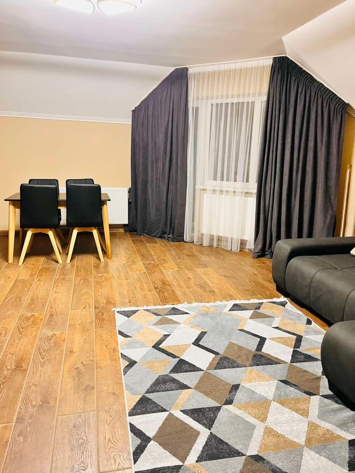 Golden Lemon Apartment Mizhhirya  Екстериор снимка