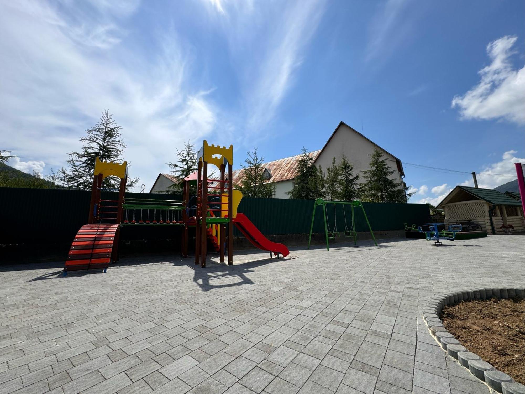Golden Lemon Apartment Mizhhirya  Екстериор снимка