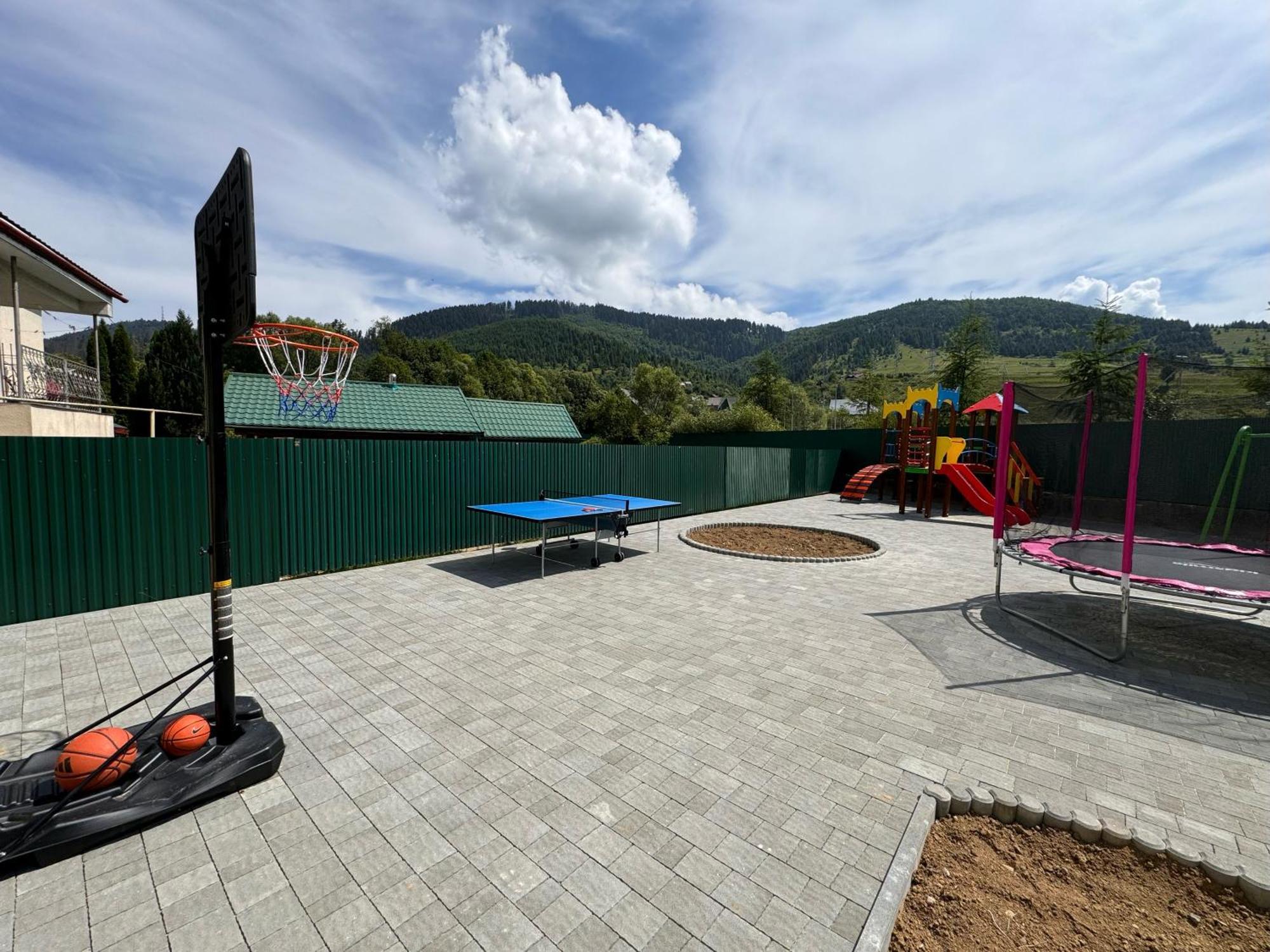 Golden Lemon Apartment Mizhhirya  Екстериор снимка