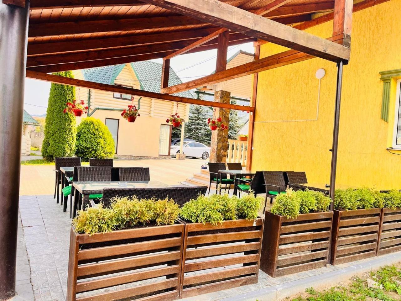 Golden Lemon Apartment Mizhhirya  Екстериор снимка